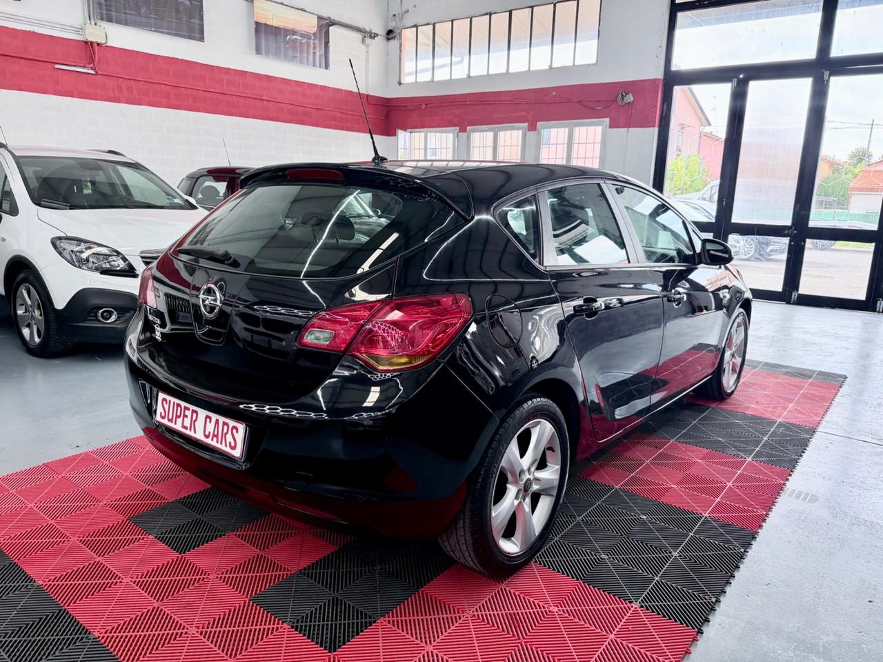 Opel Astra 1.4 GPL 101CV BERLINA NEOPATENTATI