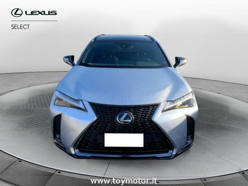 Lexus UX Hybrid Design
