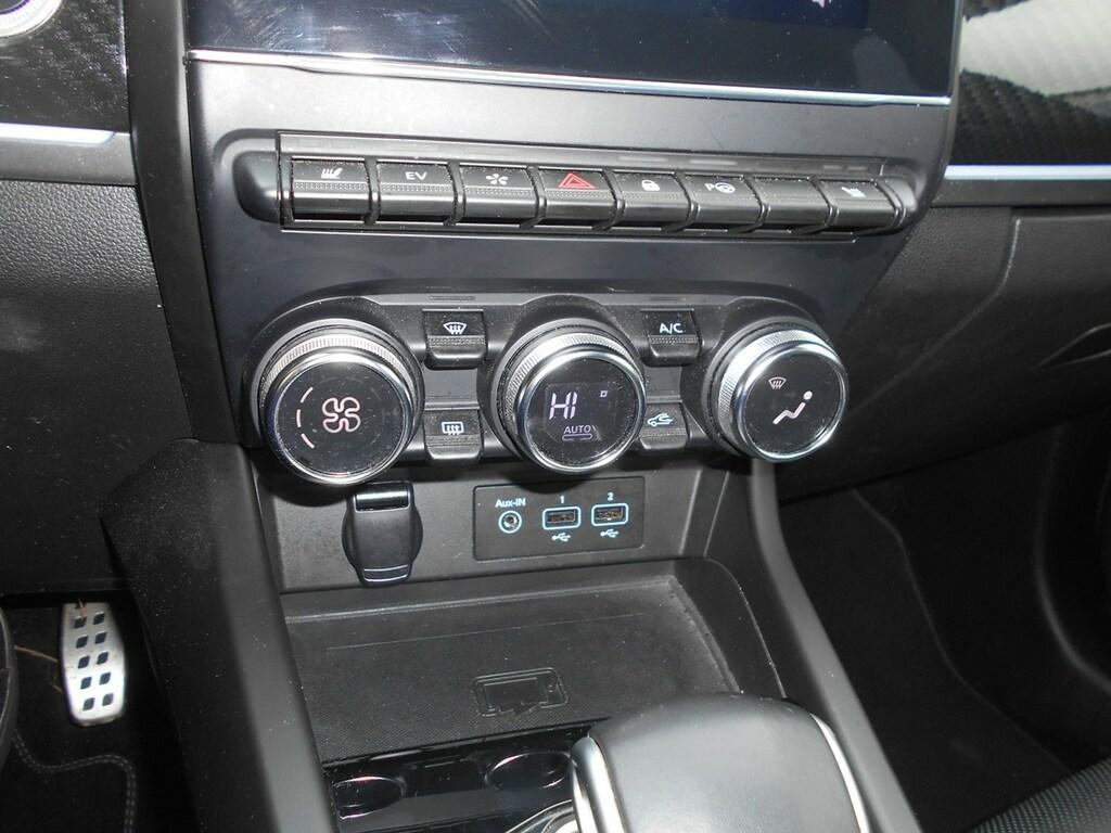 Renault Arkana 1.6 E-TECH Hybrid Engineered Auto