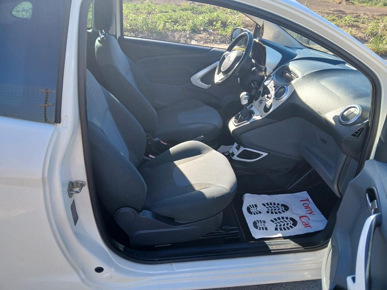 Ford Ka 1.3 TDCi 75CV Titanium solo 105 Mila km