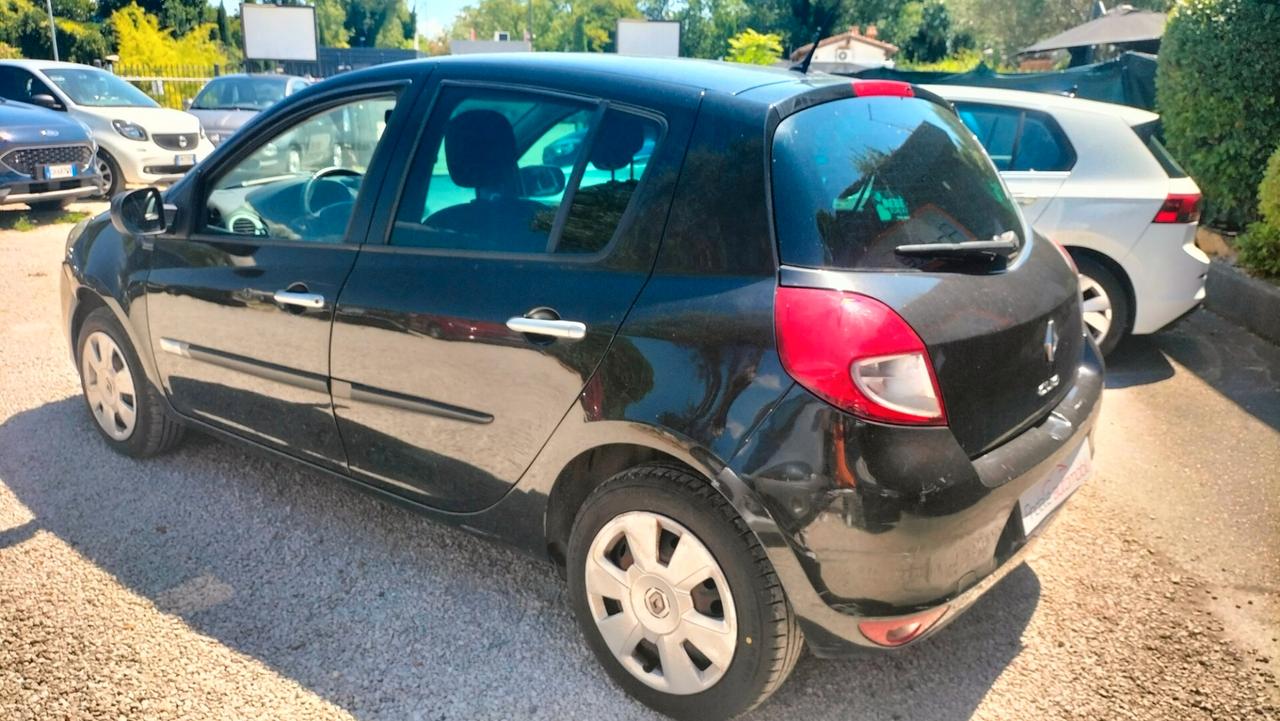 Renault Clio 1.2 16V 5 porte SOLO 90000KM