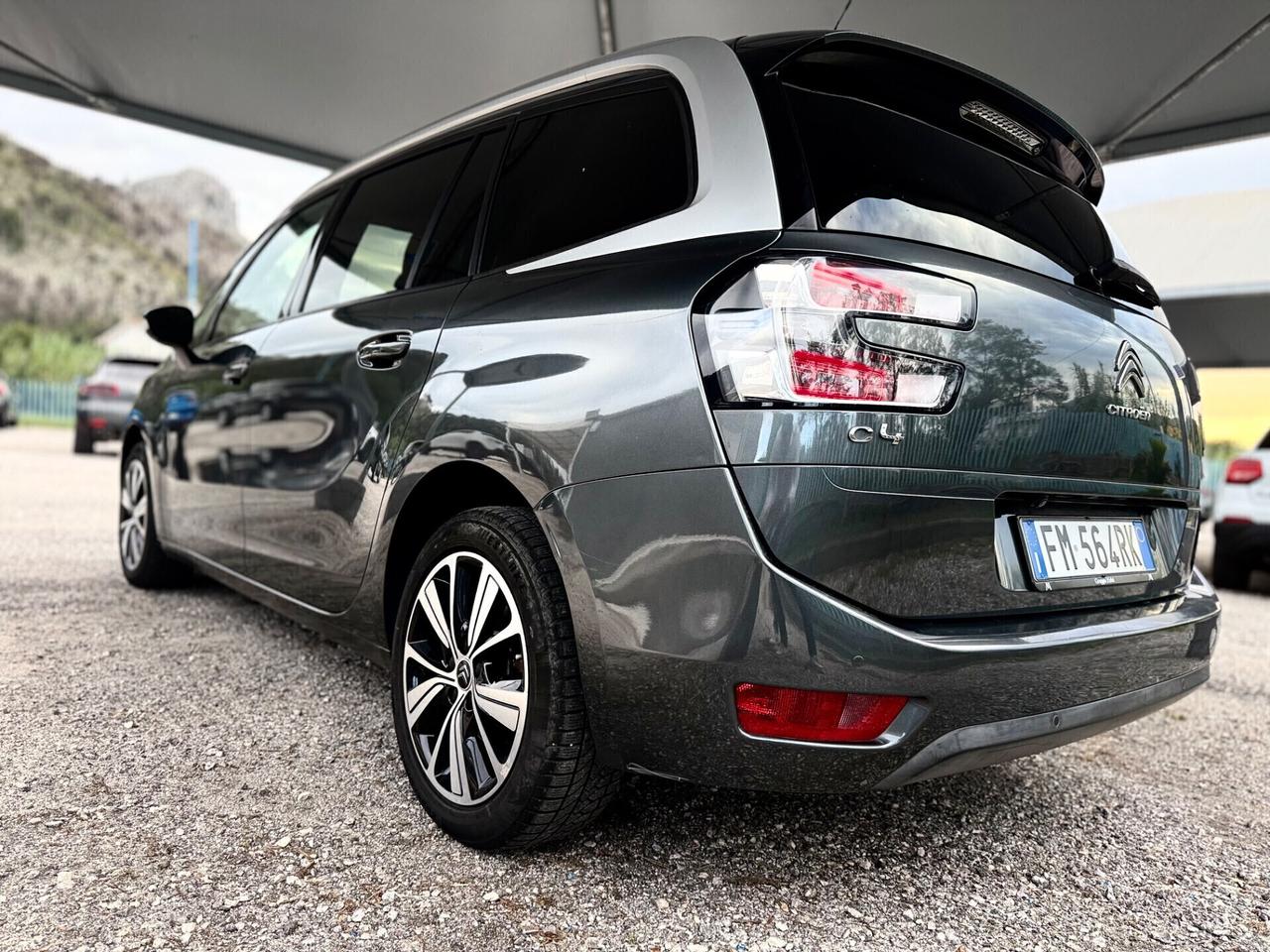 Citroen Grand C4 1.6(120CV) 7 POSTI