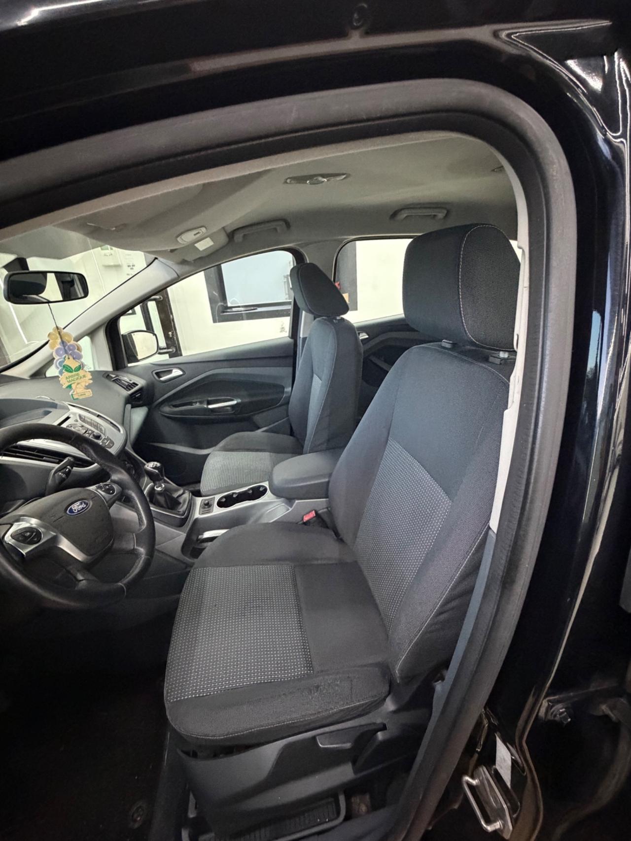 Ford C-Max 1.6 TDCi 115CV Titanium