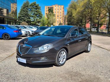 Lancia Delta 1.4 tjt Silver ecochic Gpl 120cv my14