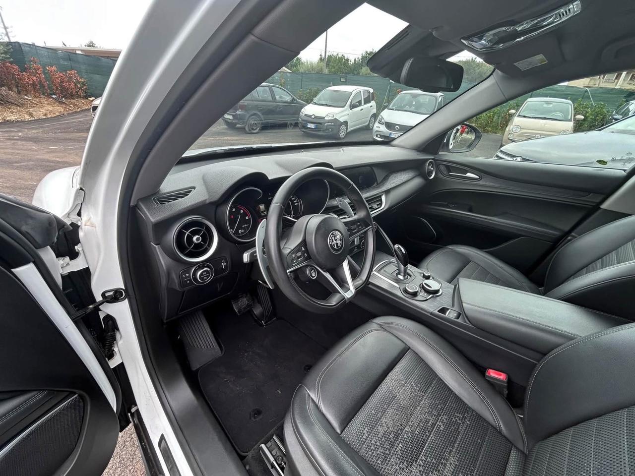 Alfa Romeo Stelvio 2.2 Turbodiesel 210 CV AT8 Q4 Executive