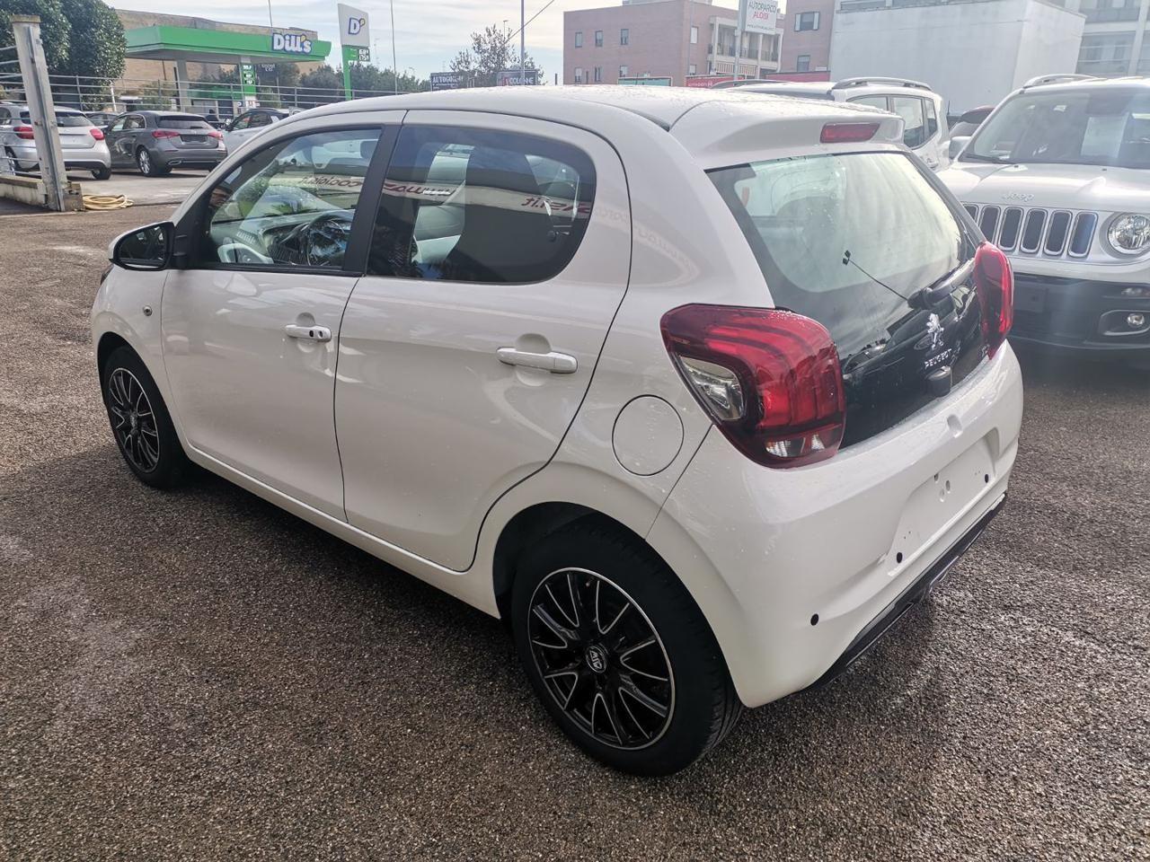 Peugeot 108 PureTech 82 5 porte Allure