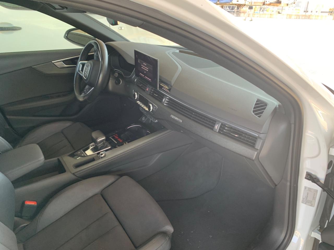 Audi A4 allroad 40 TDI 204 CV S tronic Identity Contrast