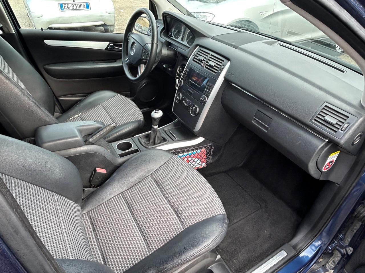 Mercedes-benz B 200CDI 140CV Sport NEOPATENTATI