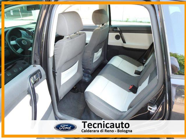 VOLKSWAGEN Polo Cross 1.4/80CV 16V *NEOPATENTATO*
