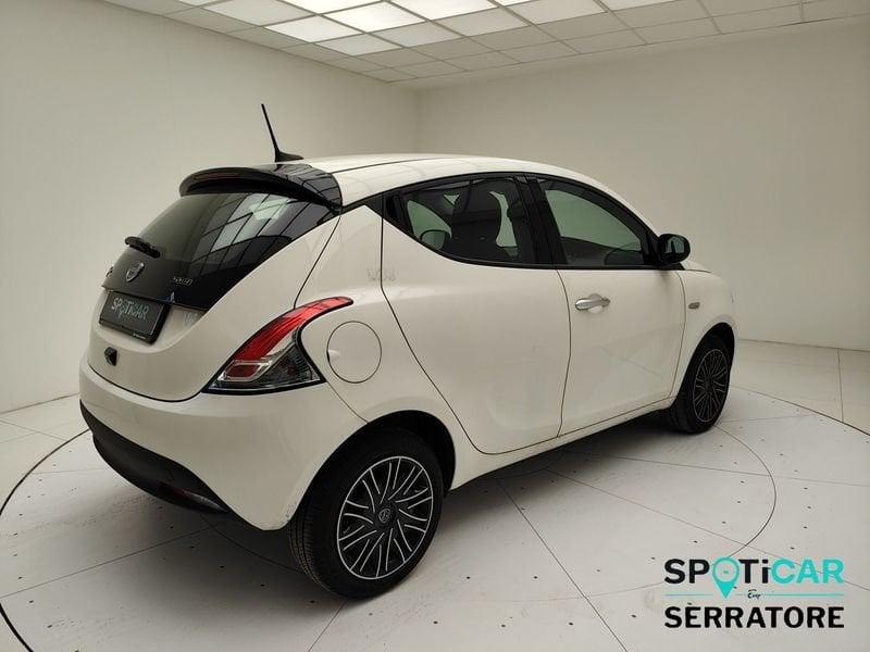 Lancia Ypsilon III 2021 1.0 firefly hybrid Silver Plus s&s 70cv