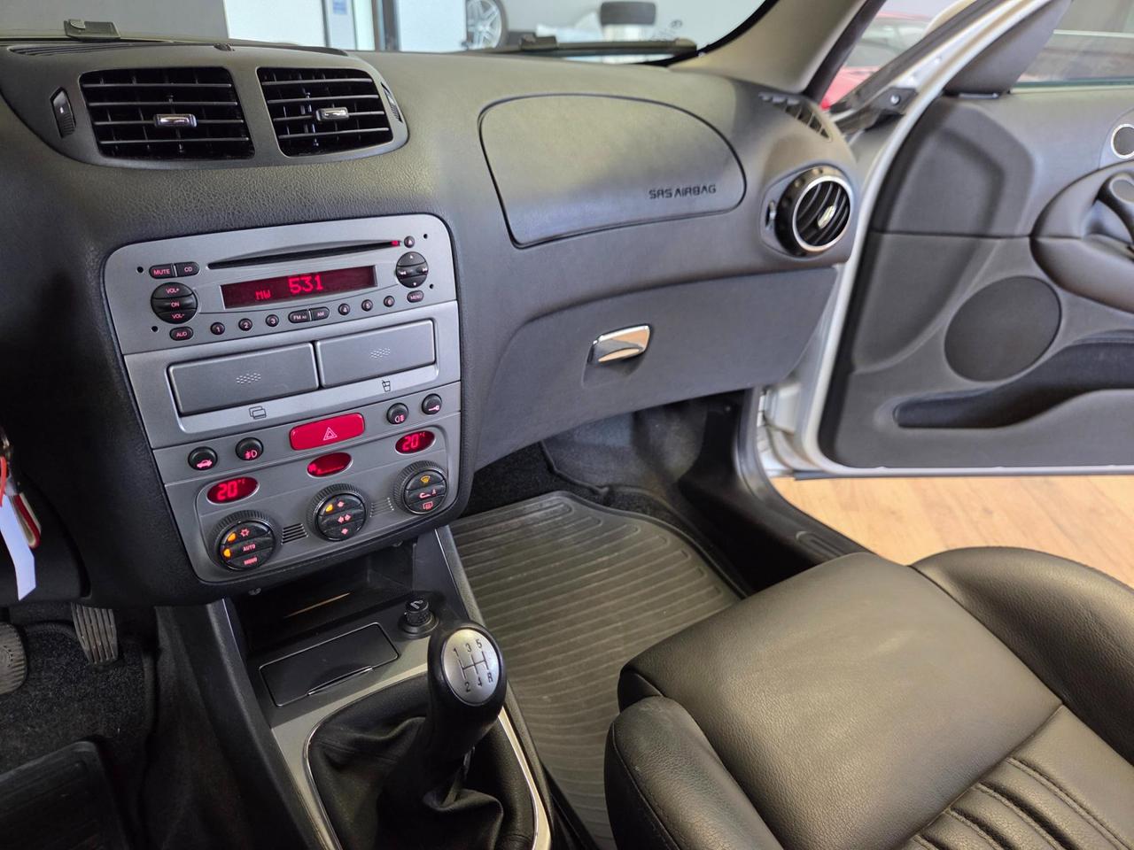 Alfa Romeo 147 3 Porte 147 3p 1.6 ts 16v Distinctive c/esp 105cv