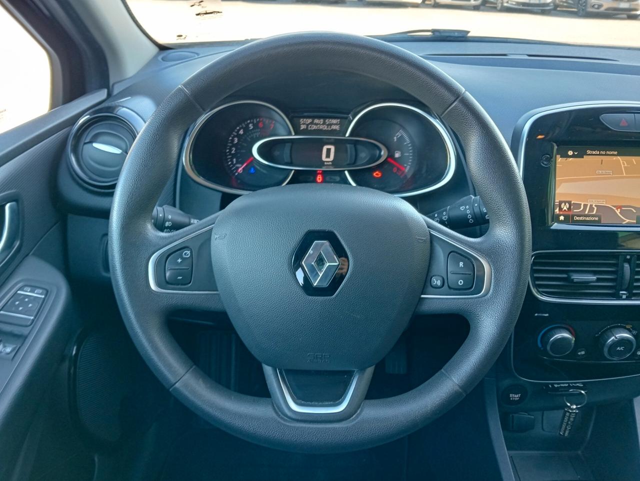 Renault Clio TCe 12V 90cv 5p. OK NEOPATENTATI