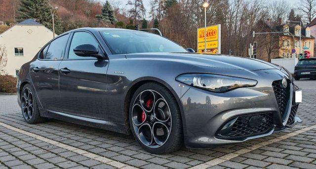 ALFA ROMEO Giulia 2.0 Turbo 280 CV AT8 AWD Q4 Veloce