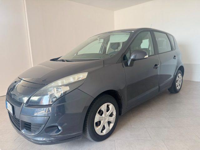 RENAULT Scenic X-Mod 1.5 dCi 105CV Confort
