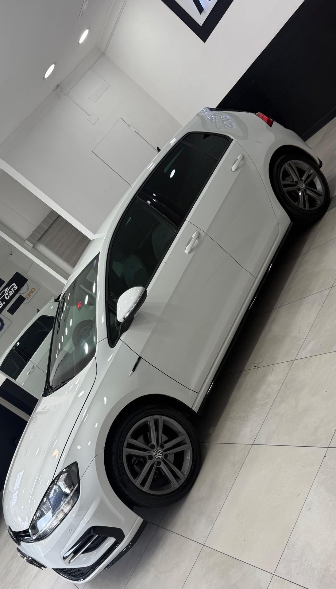 Volkswagen Golf 1.6 TDI 115 CV 5p. R-line