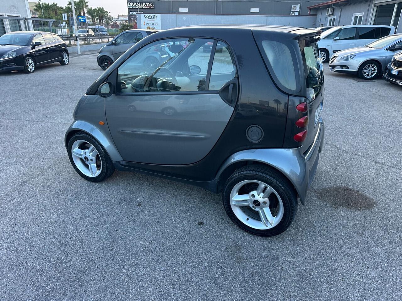 Smart ForTwo 800 coupé pure cdi