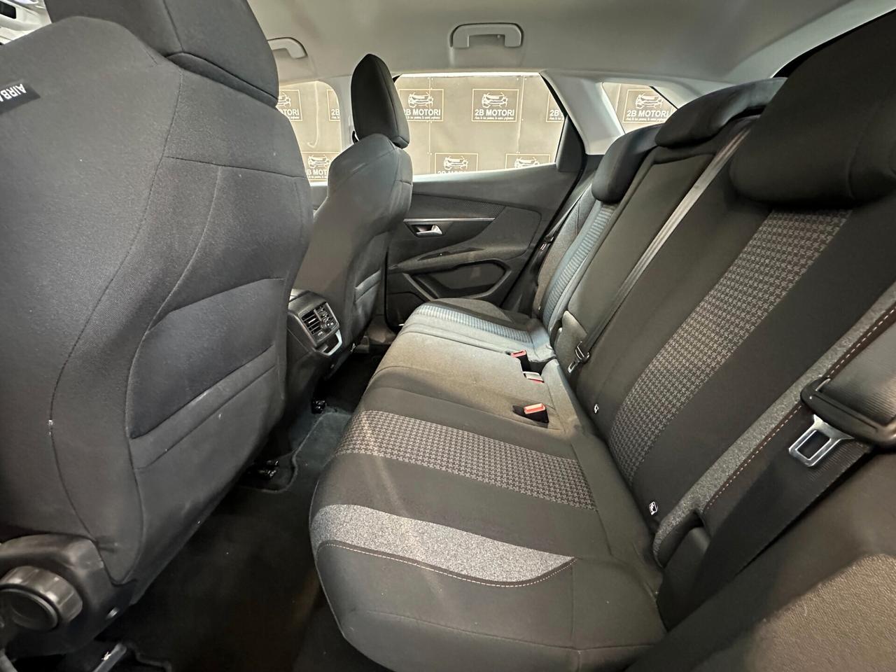Peugeot 3008 BlueHDi 120 S&S Active