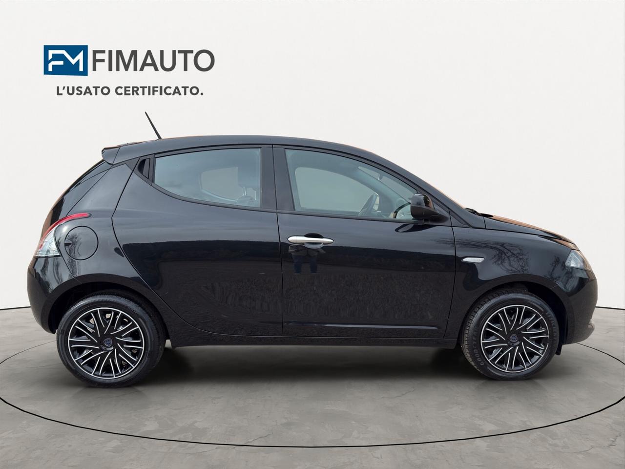 Lancia Ypsilon 1.0 FireFly 5 porte Hybrid Gold - 2023