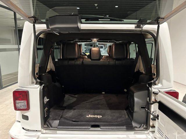 JEEP Wrangler Unlimited 2.8 CRD DPF Sahara Auto