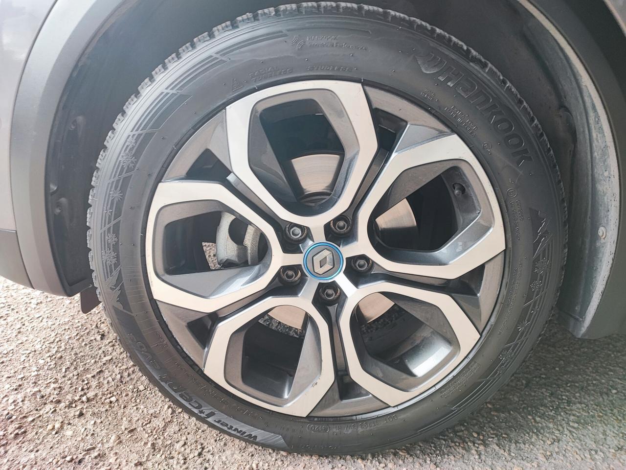 Renault Captur Plug-in Hybrid E-Tech 160 CV Initiale Paris