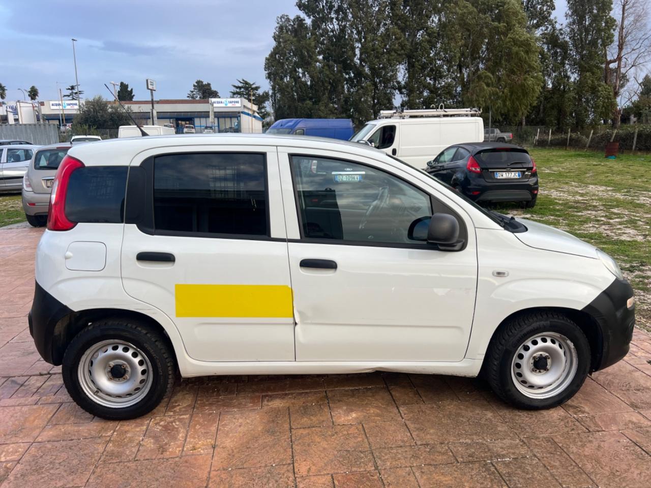 Fiat Panda 1.2 Pop Van 2 posti ( garanzia 12 mesi)