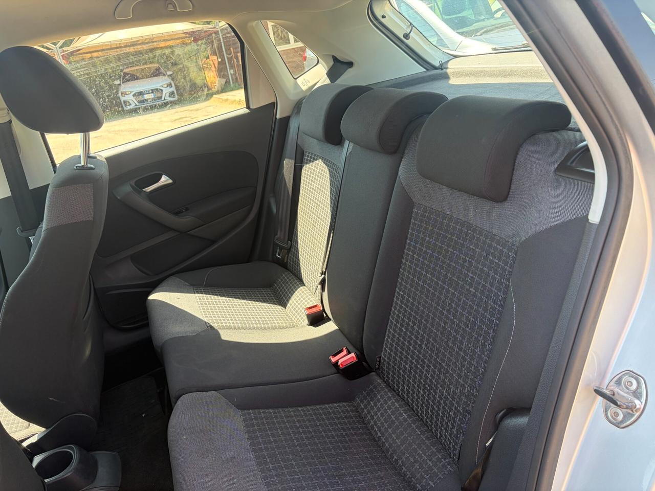 VOLKSWAGEN POLO 1.0 75CV ANNO 2015 155.000 KM