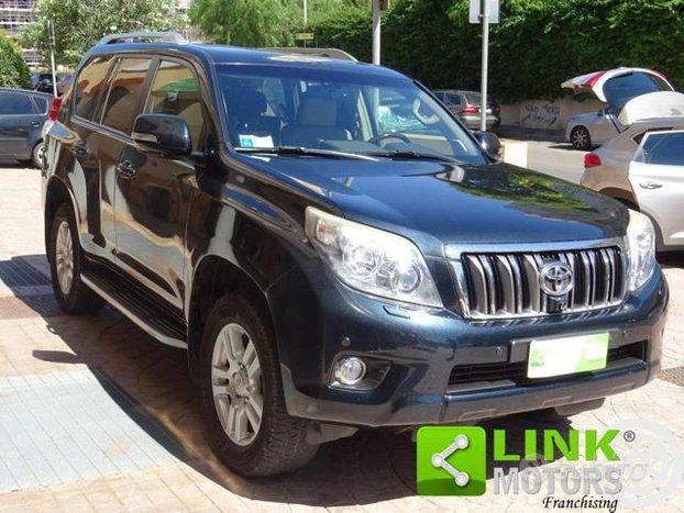 LINK MOTORS: TOYOTA LAND CRUISER 3.0 D4-D WAGON