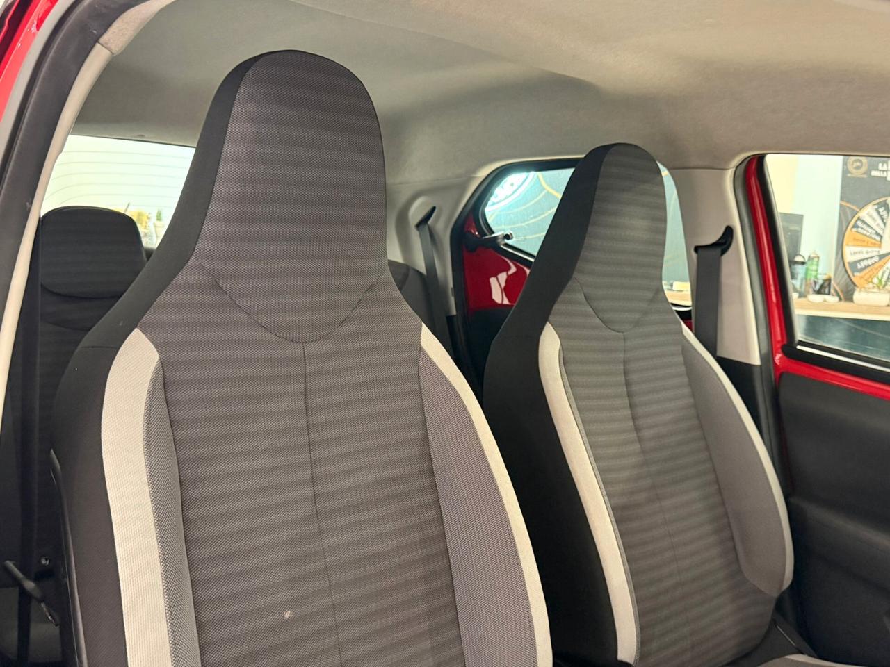 TOYOTA AYGO 1.0 72CV SOLO 60.000 KM