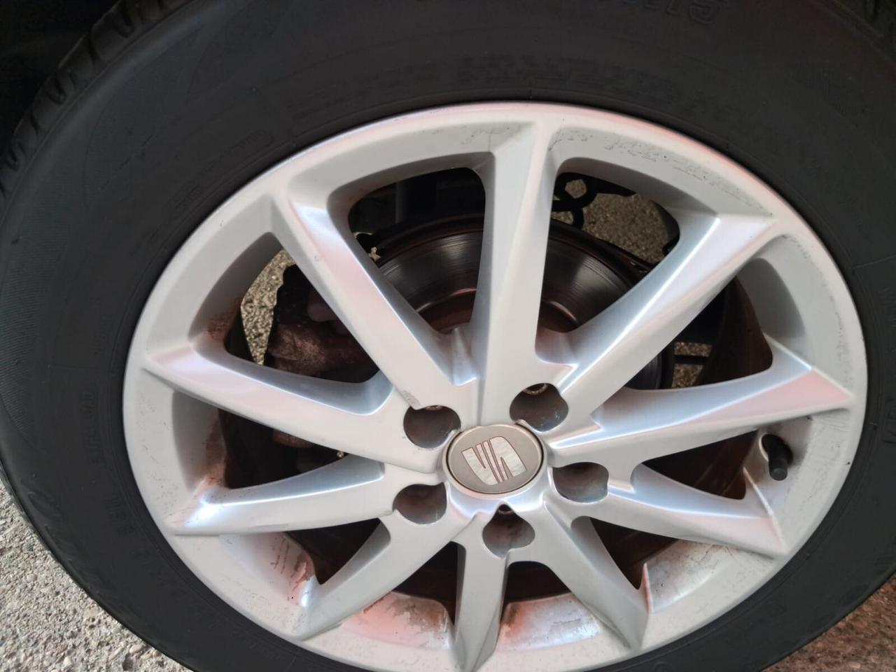 Seat Ibiza 1.4 5 porte Style gpl valido neopatentati