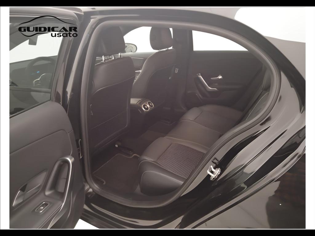 Mercedes-Benz Classe A - W177 2018 - A 180 d Sport auto