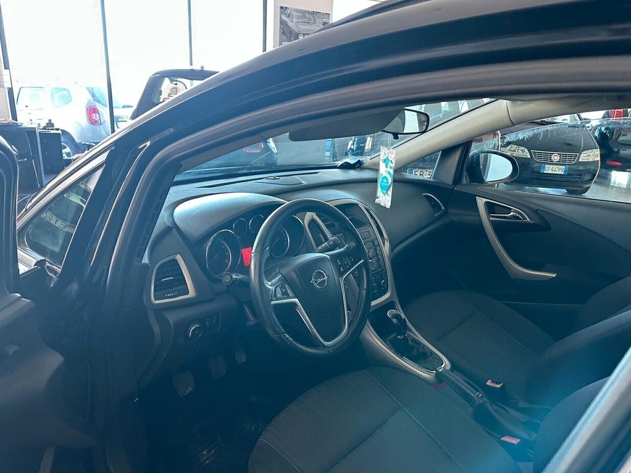 Opel Astra 1.4 Turbo 120CV Sports Tourer Cosmo
