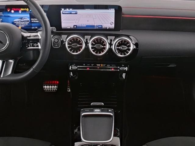 MERCEDES Classe CLA 180 Aut. Shooting Brake Premium AMG