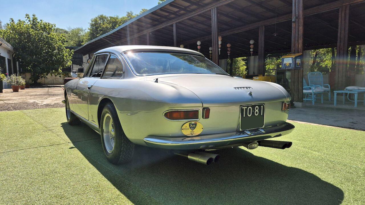Ferrari 330 GT 2+2 I Serie – 1964