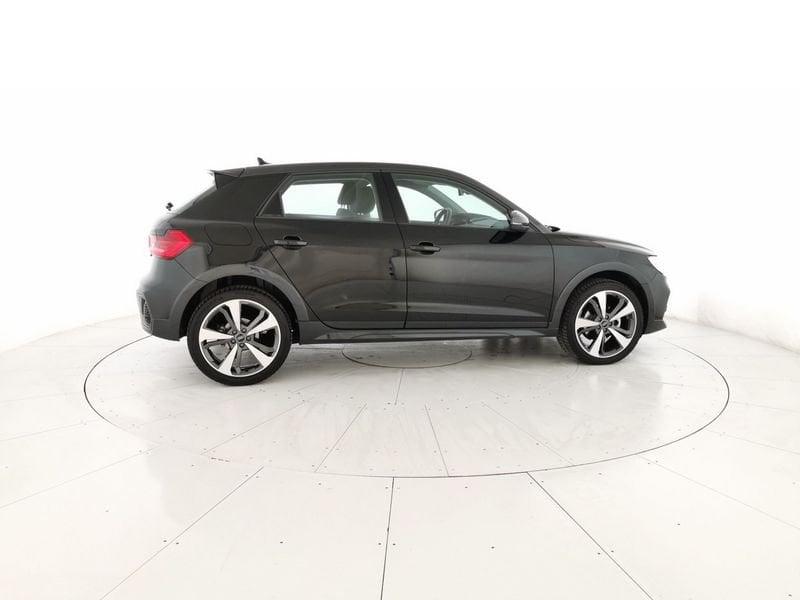 Audi A1 allstreet 30 1.0 tfsi Identity Contrast 110cv s tronic