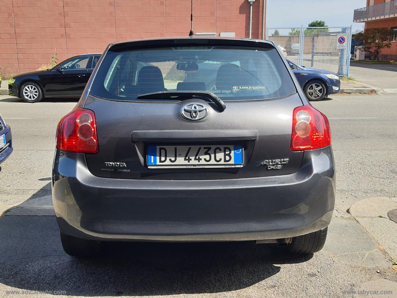 TOYOTA Auris 2.2 D-Cat 3p.