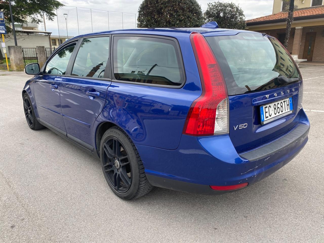 Volvo V50 D4 Momentum