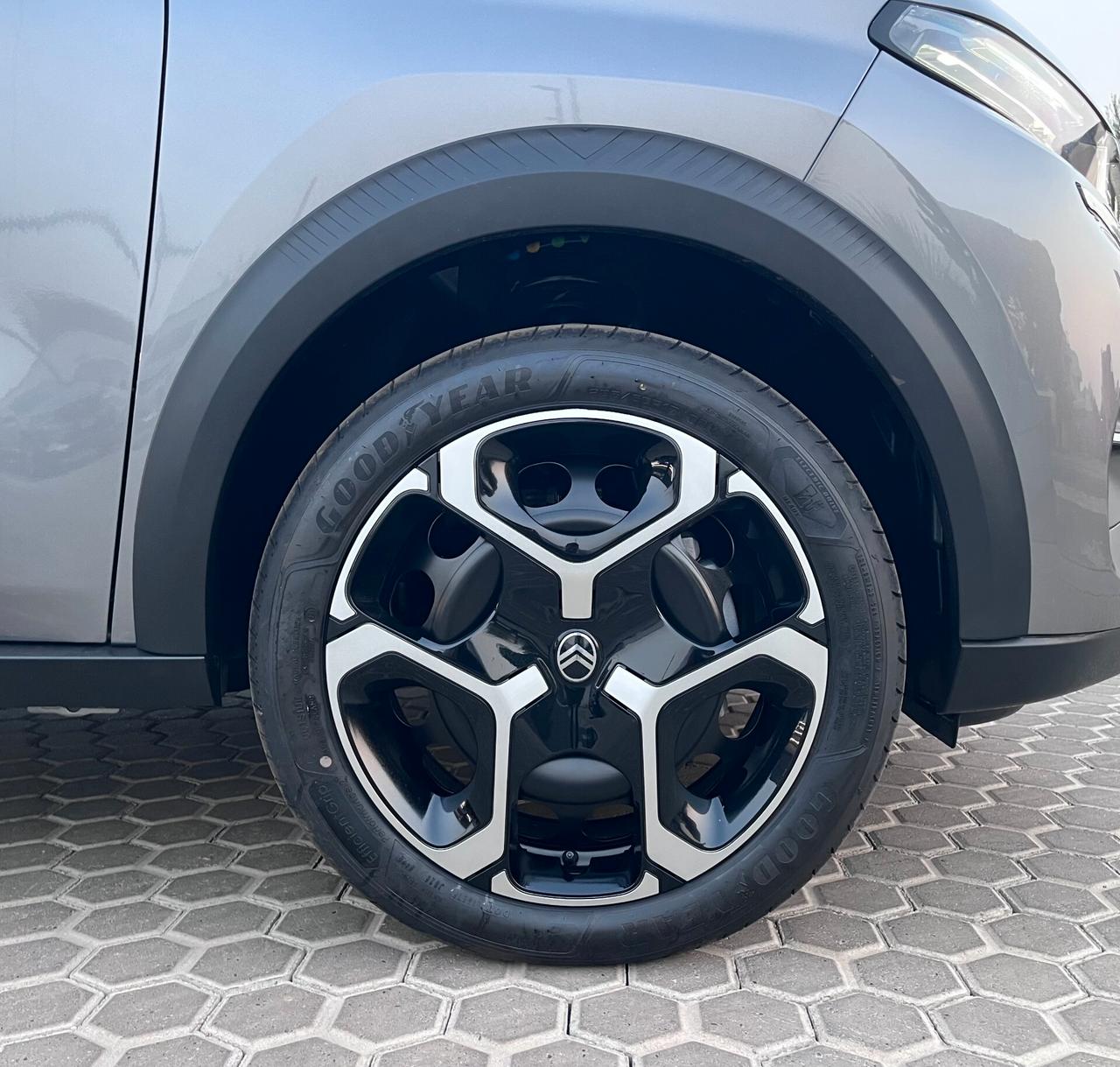Citroen C3 Hybrid 110 Plus e-DCS6 Automatic Km0