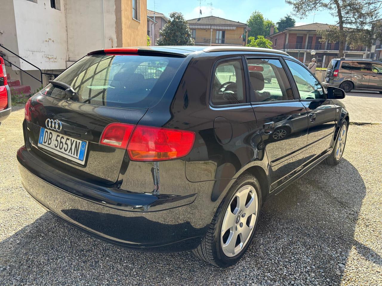 Audi A3 SPB 2.0 16V TDI Ambiente
