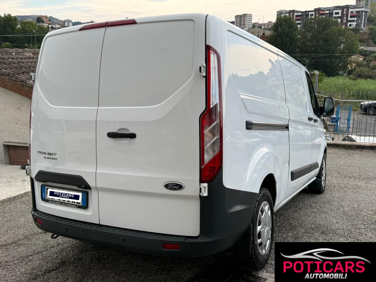 Ford Transit Custom 330 2.2 TDCi 155CV PC Furgone Entry