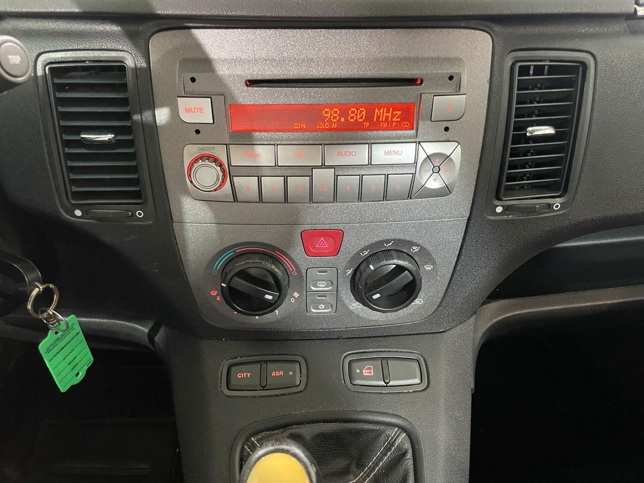 Lancia MUSA 1.4 8V Ecochic (GPL) Gold