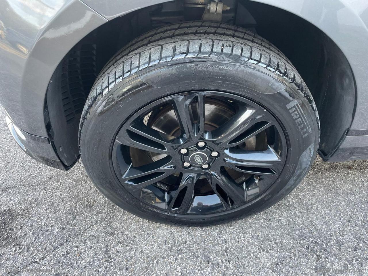 LAND ROVER RR Velar 3.0 V6 SD6 300 R-Dynamic HSE