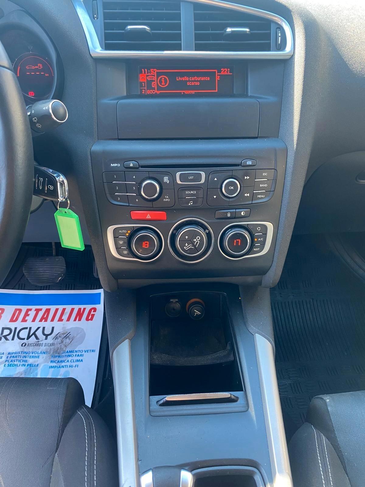 Citroen C4 1.6 e-HDi 2s 112 airdream Exclusive