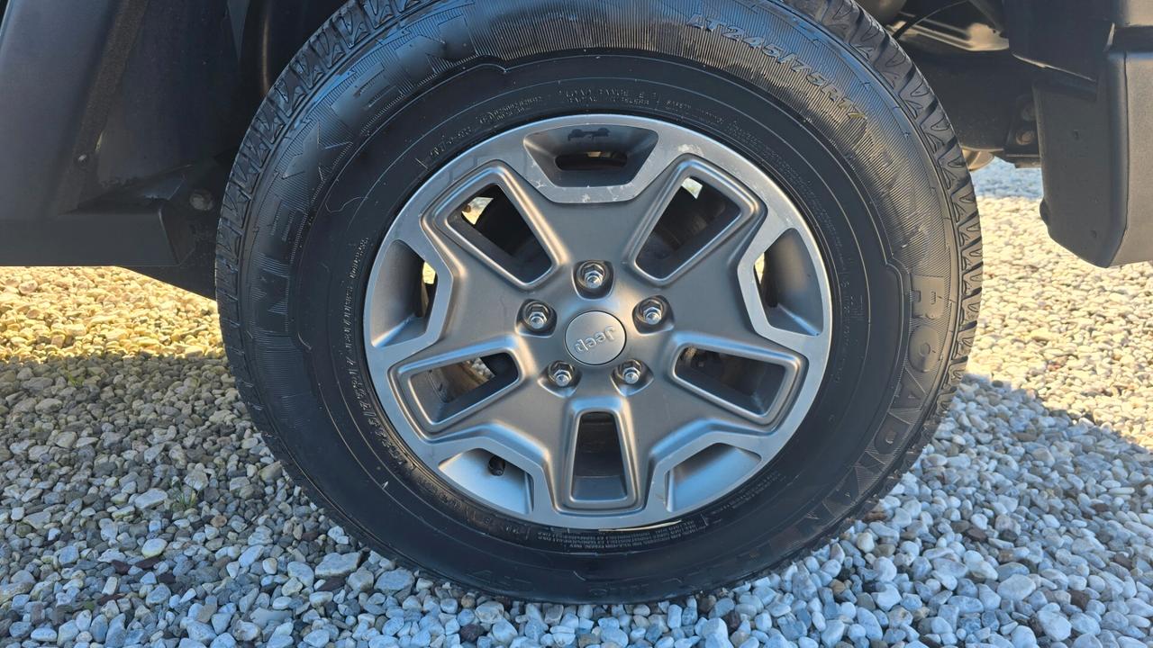 Jeep Wrangler Unlimited 2.8 CRD DPF Rubicon Auto GANCIO TRAINO