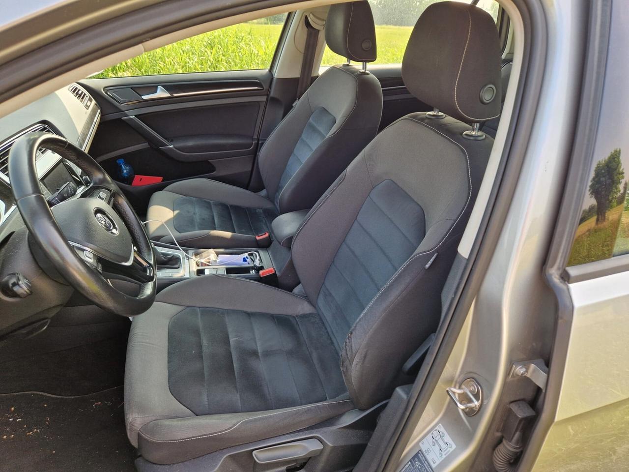 Volkswagen Golf Business 2.0 TDI DSG 5p. Highline BlueMotion Tech.