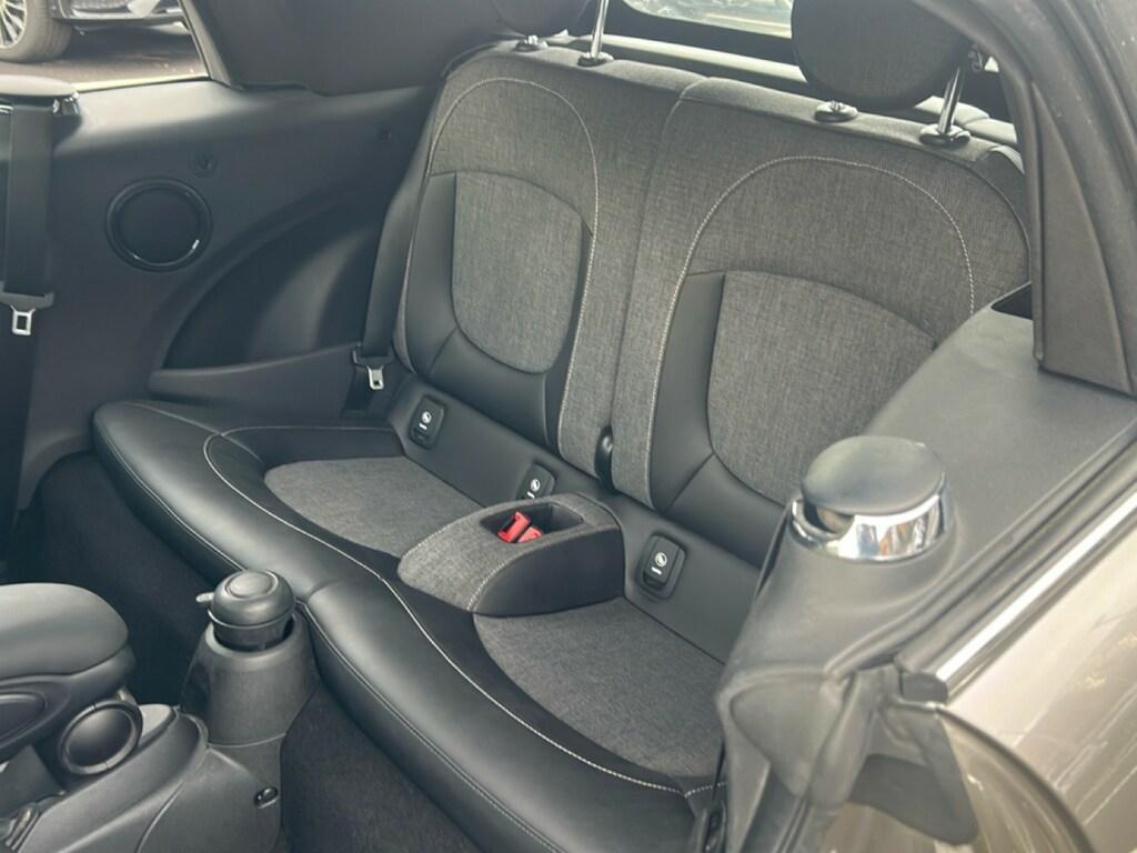 Mini Cooper D Cabrio 1.5 Cooper D Hype