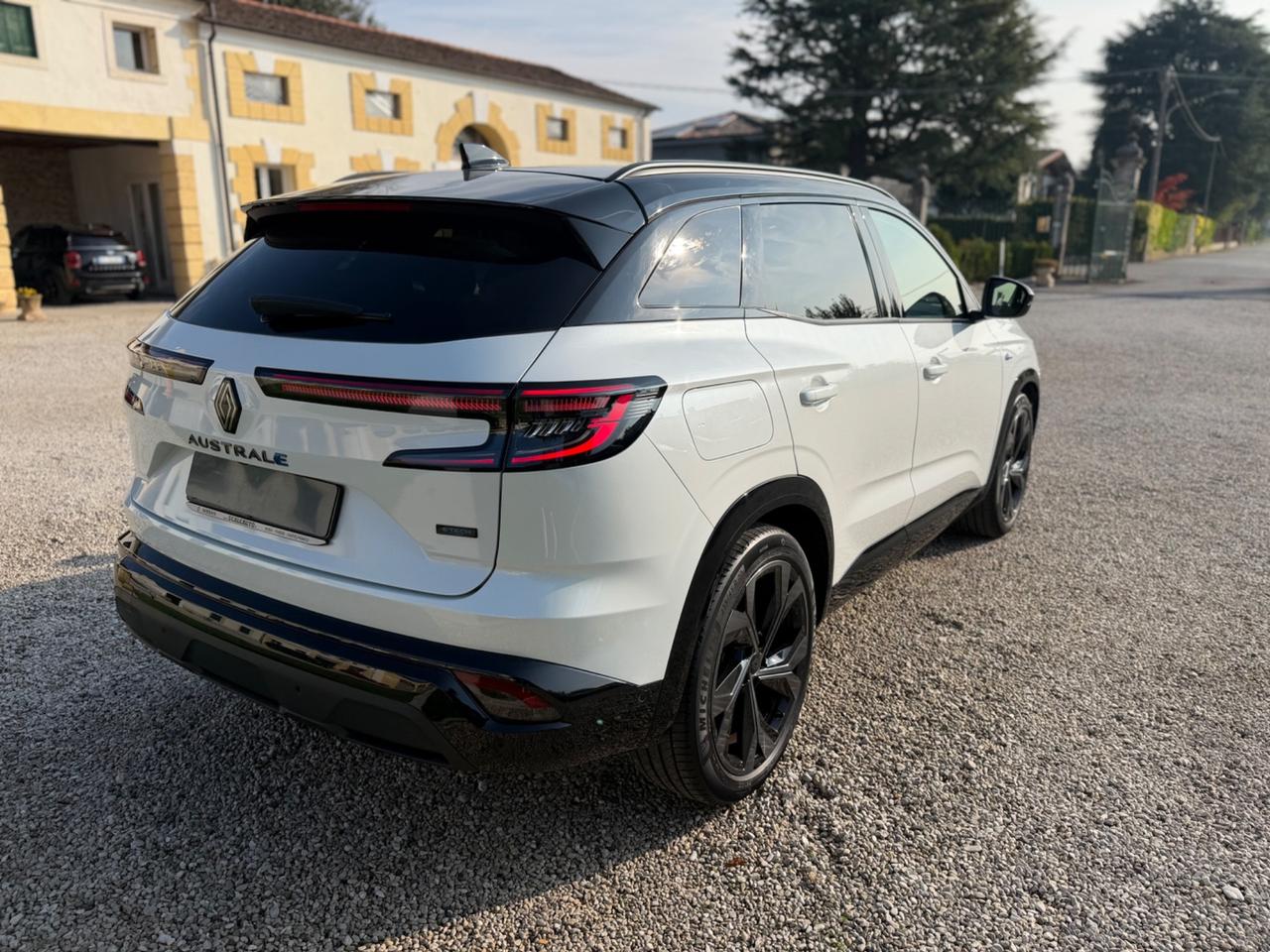 Renault Austral Full Hybrid E-Tech 200 CV Iconic Esprit Alpine