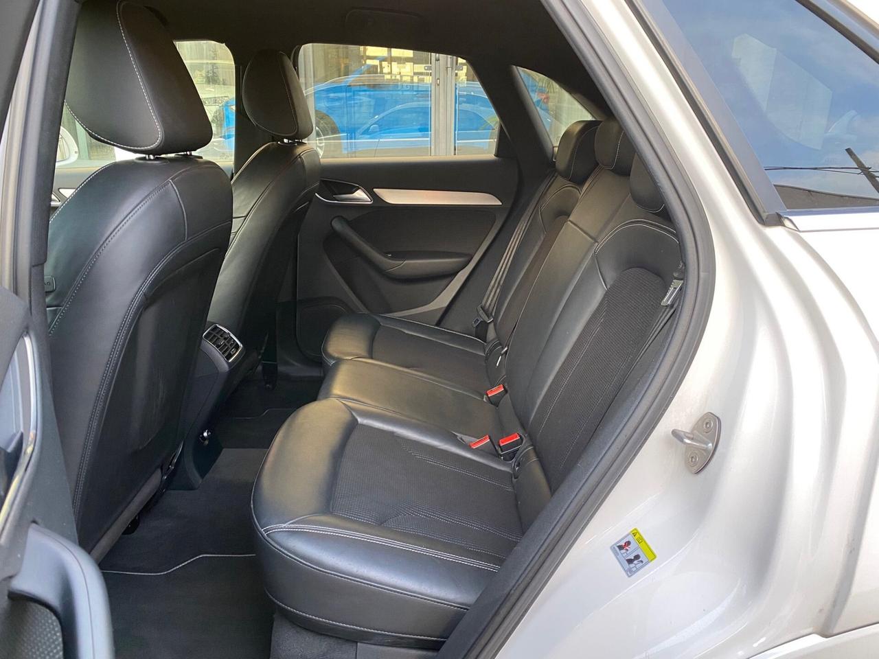 AUDI Q3 S-LINE 2.0 TDI NAVY LED Cam 2017