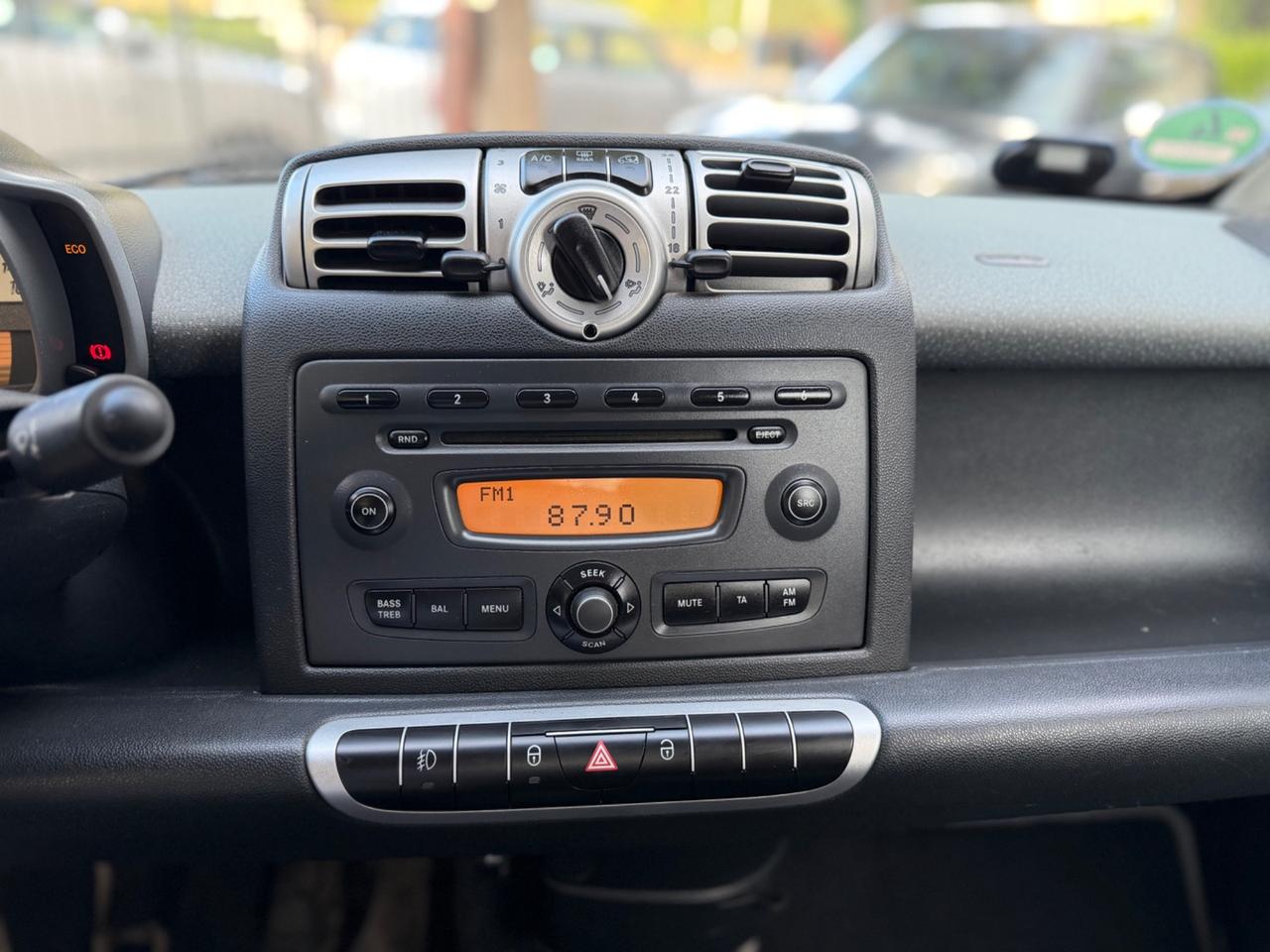 Smart ForTwo 1000 52 kW coupé pure