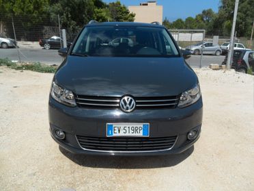 Volkswagen Touran 1.4 TSI DSG Highline EcoFuel