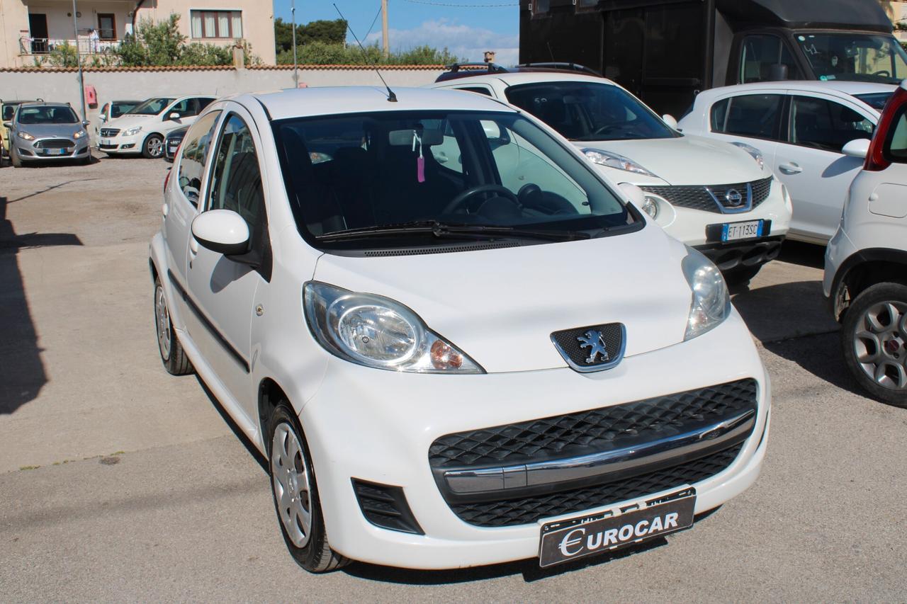 Peugeot 107 1.0 68CV 5p. Plaisir